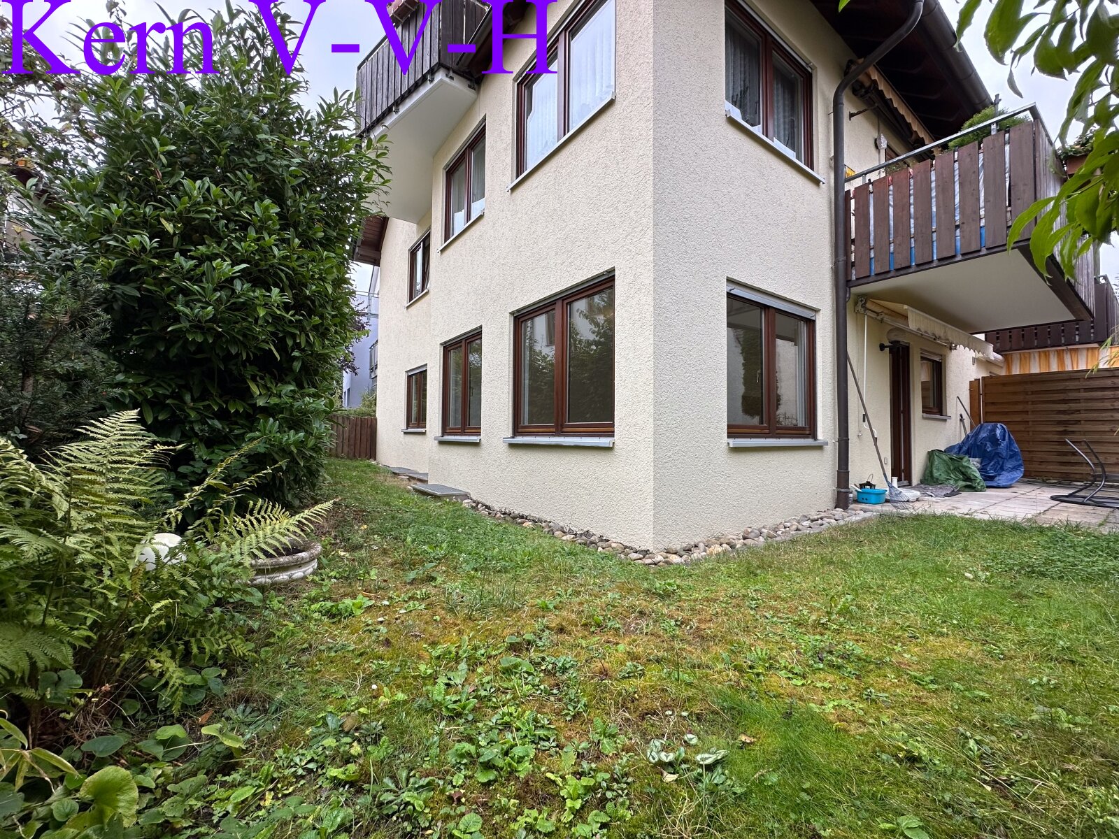 Terrasse und Gartenanteil Terrasse und Gartenanteil